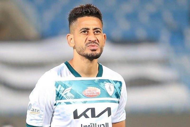 الإصابة تُهدد موسم المهاجم المغربي باتنا