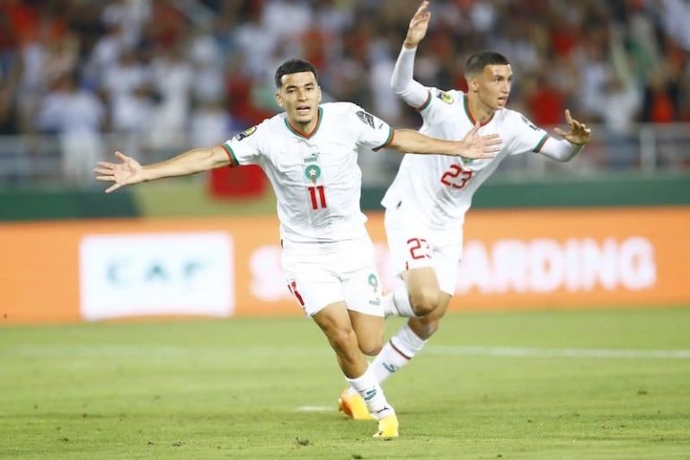 العنصرية تطال اللاعب الواحدي ببلجيكا
