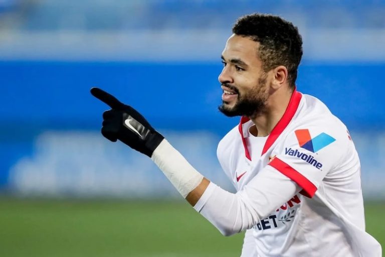 النصيري يتطلع إلى إسعاد جمهور إشبيلية