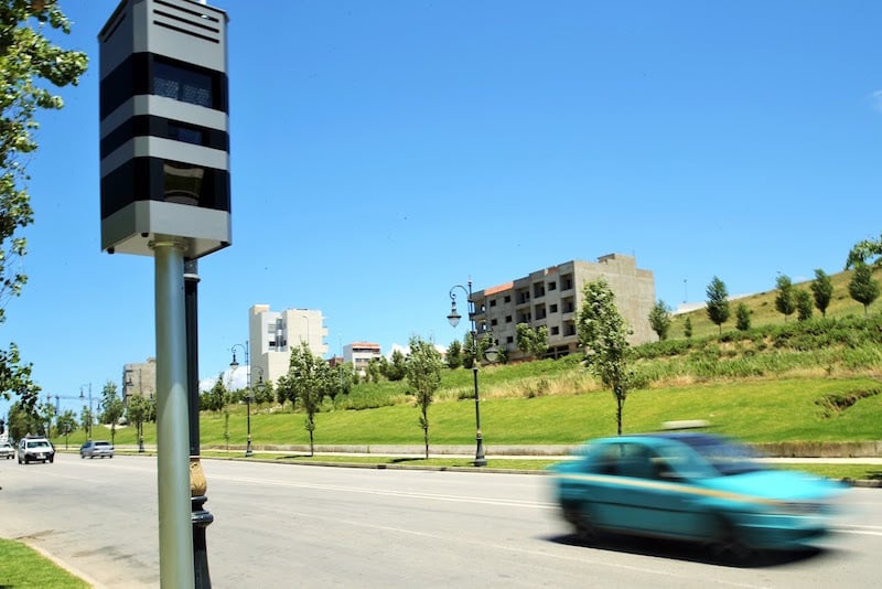 تحصيل غرامات مخالفات للسير يوقف عمليات توثيق عقود بيع عقارية