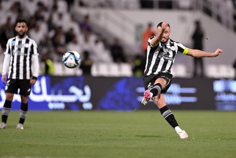 سايس يزاحم الهدافين بدوري السعودية