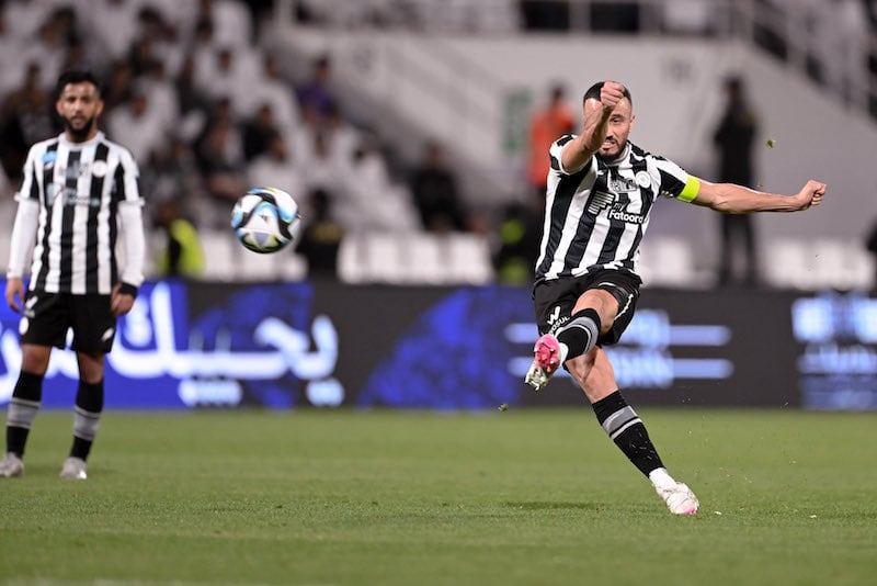 سايس يزاحم الهدافين بدوري السعودية