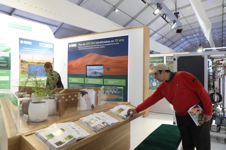 "مؤسسة فوسبوكراع" تُقرّب زوار معرض الفلاحة من حصيلة تنمية أقاليم الصحراء