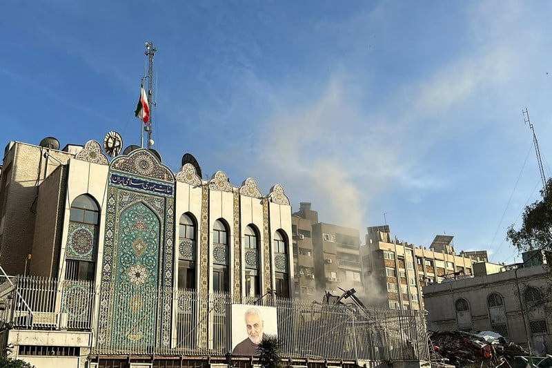 مقتل قيادي إيراني كبير في قصف إسرائيلي