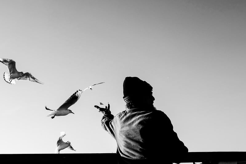 بنشعبان: تذوقت معاني الفوتوغرافيا بعد أربعة عقود من "الكتابة بالضوء"