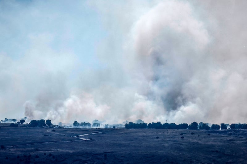 حزب الله يعلن إطلاق "أكثر من ستين صاروخاً"