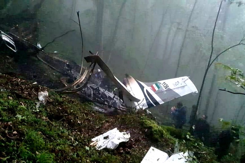 ظريف يحمل أميركا "مسؤولية" وفاة رئيسي