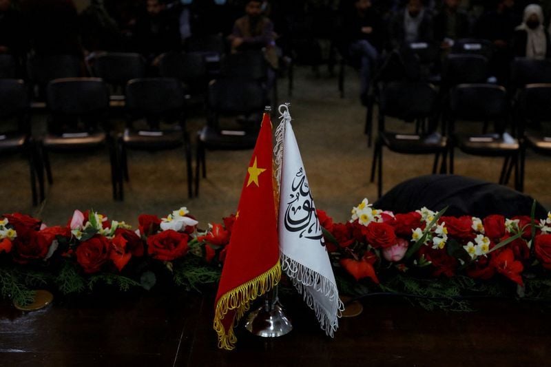 هكذا ساهمت دبلوماسية روسيا والصين في مقاومة "طالبان" للضغوط الغربية