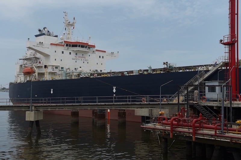 أسعار النفط تتراجع بسبب مخاوف الطلب أسعار النفط تتراجع بسبب مخاوف الطلب