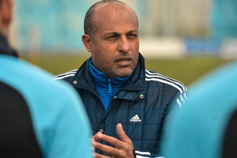 أولمبيك آسفي يرد على المدرب مصطفى