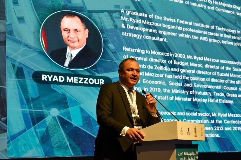 إيطاليا تحجز سيارات مغربية الصنع .. وزير الصناعة: "خيرنا ما يديه غيرنا" إيطاليا تحجز سيارات مغربية الصنع .. وزير الصناعة: