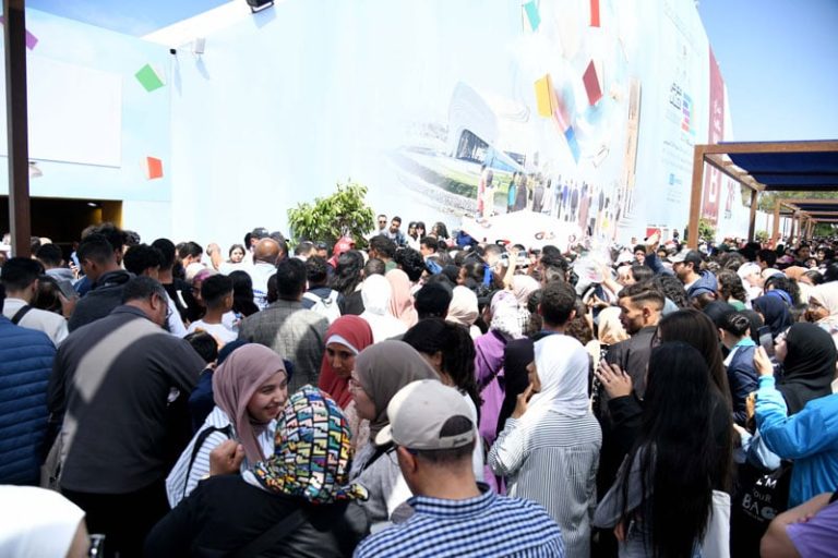 التهافت على كاتب سعودي بالرباط .. تعطشٌ للقراءة أم رضوخٌ لدعاية تسويقية؟‎