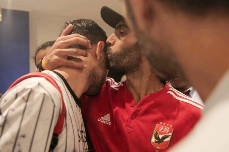 الشيبي يزيد ورطة الشحات في مصر
