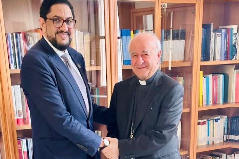 المحفوظ بن بيه يجري لقاءات في الفاتيكان