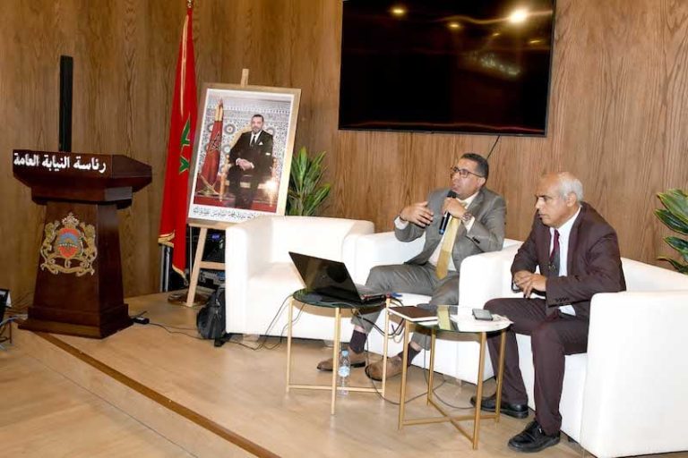 النيابة العامة تؤازر التفكير في سبل إبعاد "العنف الرقمي" عن المرأة المغربية