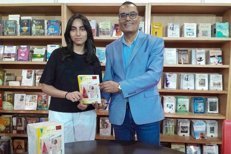 "حكاية بطل" .. سلسلة موجهة للأطفال تبسط سِيَر قدوات مغربية يافِعة مبدعة