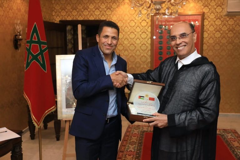 سفارة المغرب في عمان تكرم عموتة