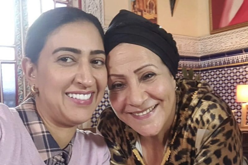 سلسلة كوميدية تجمع بوطازوت والخوضي سلسلة كوميدية تجمع بوطازوت والخوضي