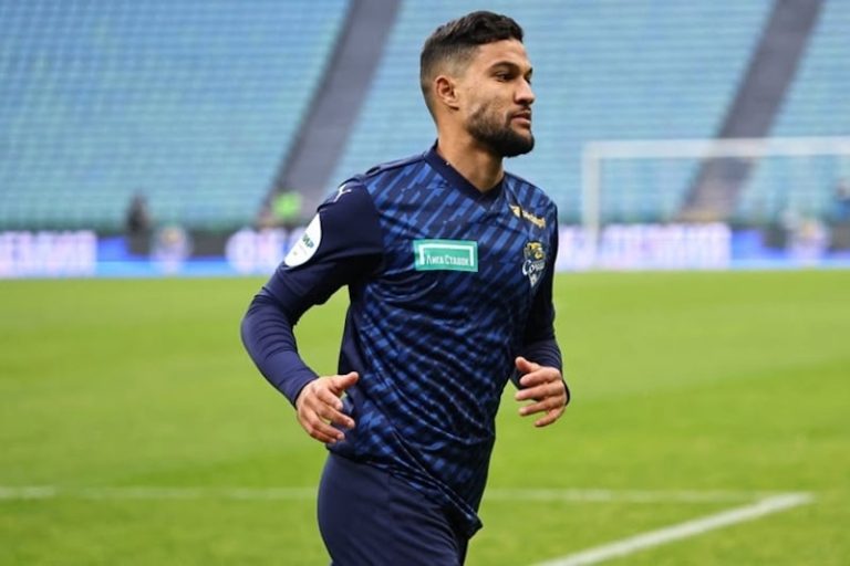 عطية الله يلفت انتباه أندية روسية كبيرة