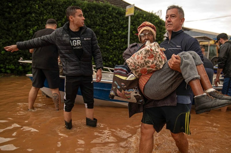 قتلى ومفقودون جراء فيضانات البرازيل