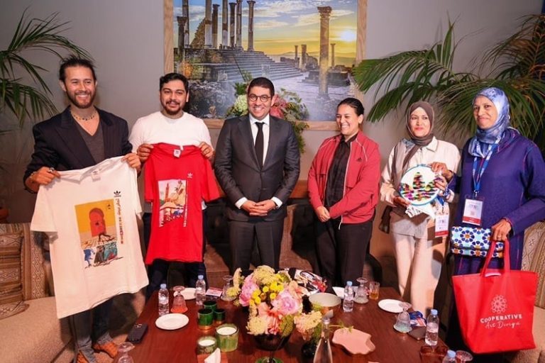 قمصان جديدة لـ