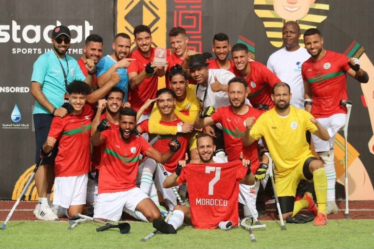 "مبتورو الأطراف" يتوهجون في مصر