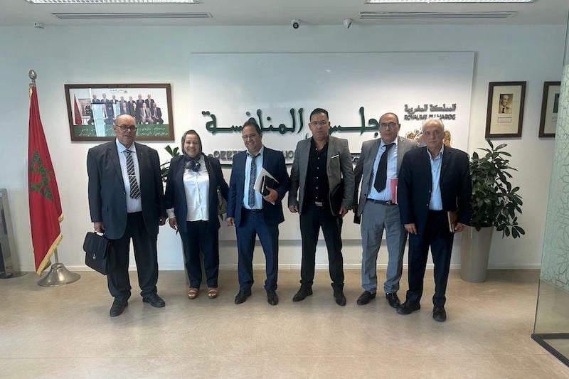 مجلس المنافسة يذكر أرباب المقاهي بضرورة احترام قانون حرية الأسعار مجلس المنافسة يذكر أرباب المقاهي بضرورة احترام قانون حرية الأسعار