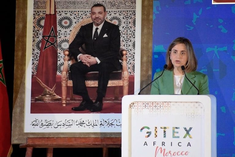 مزور: 600 خدمة عمومية مُرقمنة .. ورقم معاملات ترحيل الخدمات 17,9 مليارات