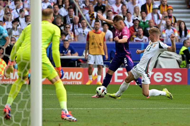 ألمانيا أول المتأهلين إلى الدور الثاني