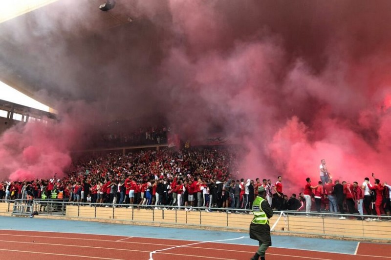 أنصار الكوكب يرفضون "حظر التنقل"