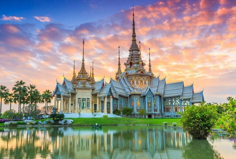 التايلاند تعفي المغاربة من "الفيزا" ابتداء من فاتح يونيو