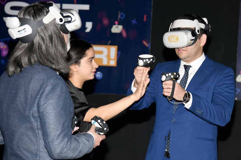 صناعة الألعاب الإلكترونية تجذب الاهتمام .. وبنسعيد يكشف مستجدات التخييم