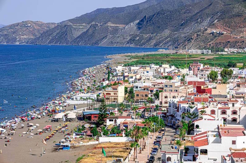 مدينة شفشاون تحتفي بالشاعر الطبال مدينة شفشاون تحتفي بالشاعر الطبال