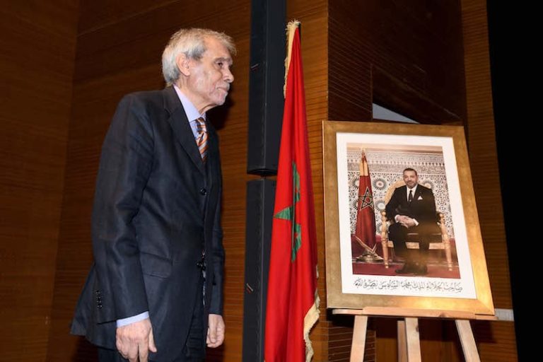 "بيت الشعر" يحتفي بكيليطو.. محقق يطرق الصعب لفك شفرات الألغاز