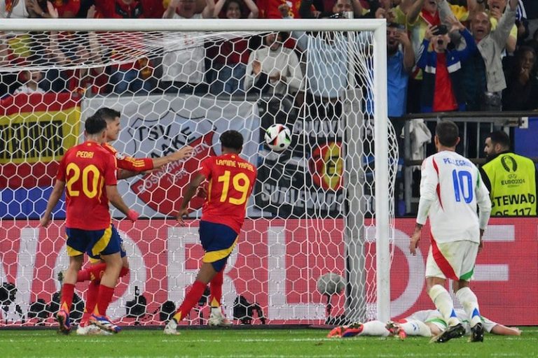 إسبانيا تبلغ ثاني أدوار "يورو 2024"