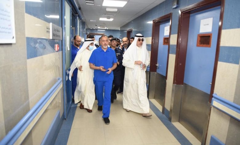 احتراق مبنى يخلف 35 قتيلا بالكويت احتراق مبنى يخلف 35 قتيلا بالكويت