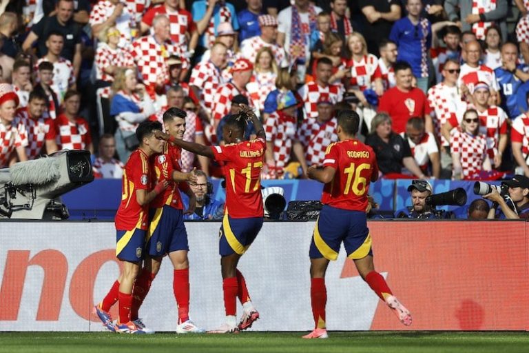 "الماتادور الإسباني" يستهل كأس أوروبا بفوز عريض على "رفاق مودريتش"