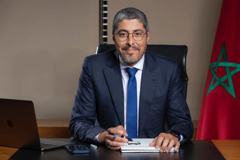 الملك يعين عادل الفقير مديرا للمطارات