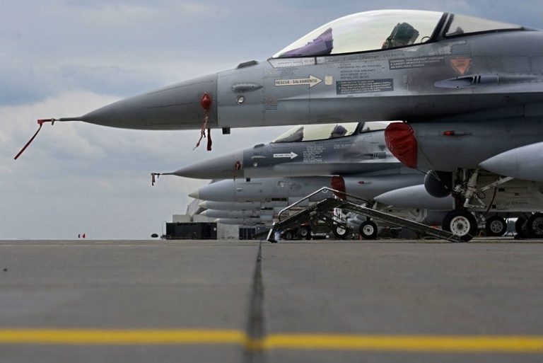 تركيا توقّع اتفاقا لشراء مقاتلات "إف-16"