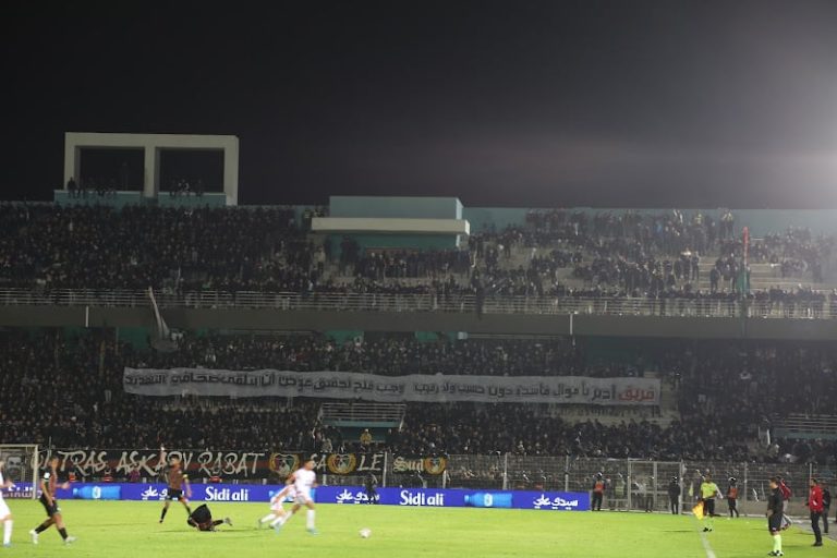 فصيل "عسكري" يطالب بإحراز الكأس