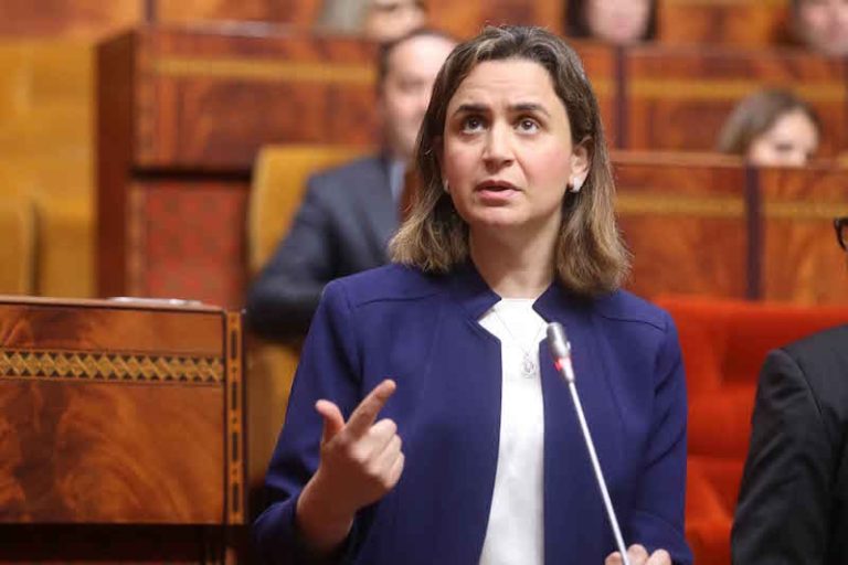 مزور: معاملات