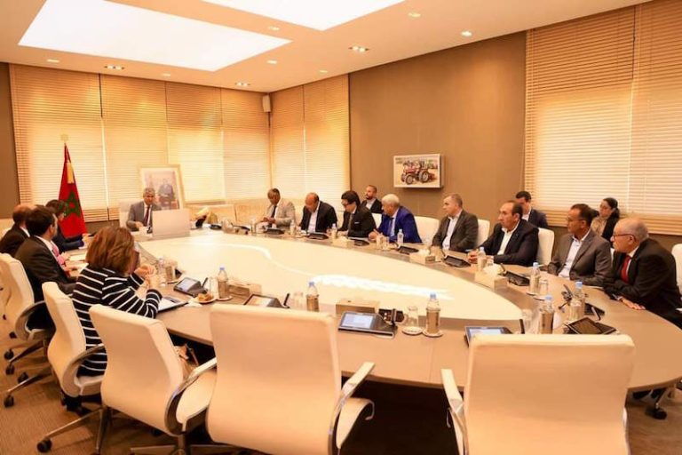 ندرة السردين في المصايد تدفع صديقي إلى ملاقاة