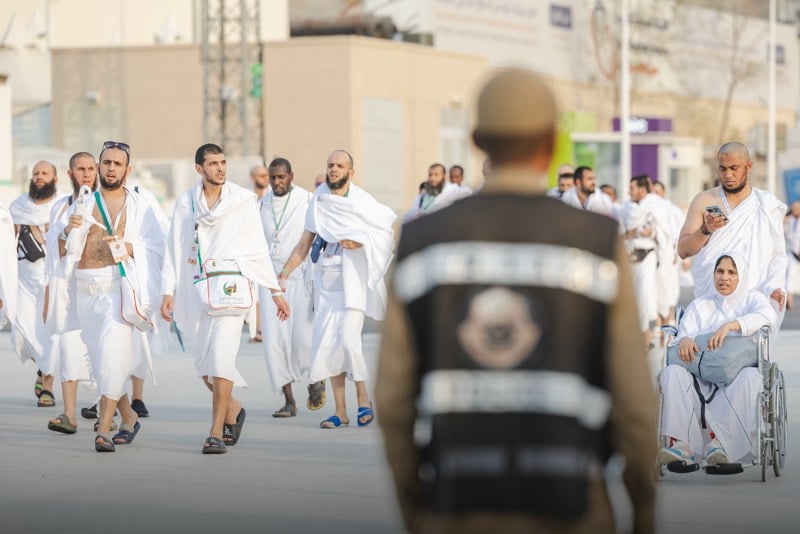 وزير سعودي: لا حساب في كلفة الحج وزير سعودي: لا حساب في كلفة الحج