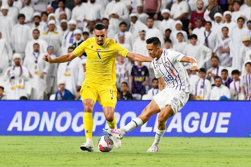 رحيمي وبوفتيني مرشحان لجائزة إماراتية