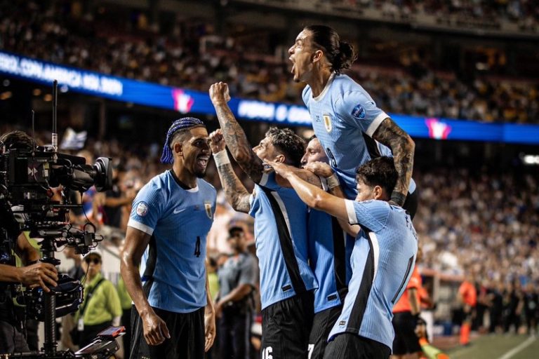 البرازيل تودّع كوبا أميركا أمام الأوروغواي