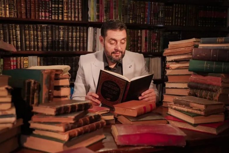 الروائي العتوم: الشروع في الكتابة "عذاب ذو متعة" .. ورواياتي بحوث معمقة