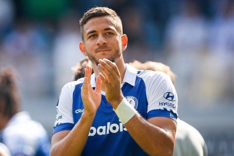 "جينت" البلجيكي يعرض قندوس للبيع