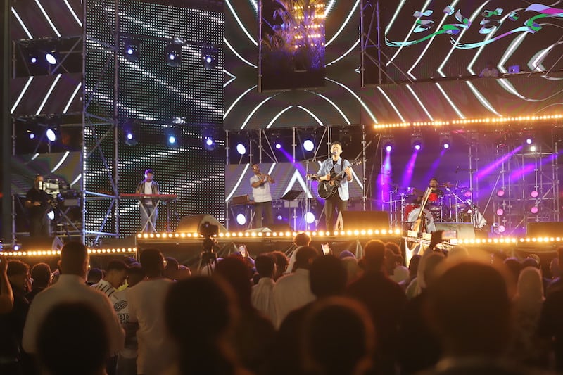 حضور جماهيري كبير في ليلة رفع ستار النسخة الجديدة من "مهرجان تيميتار" حضور جماهيري كبير في ليلة رفع ستار النسخة الجديدة من "مهرجان تيميتار"