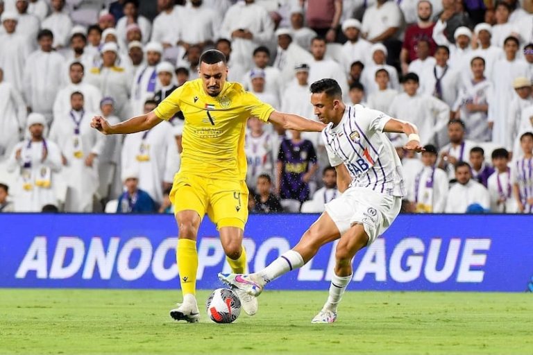 رحيمي وبوفتيني مرشحان لجائزة إماراتية