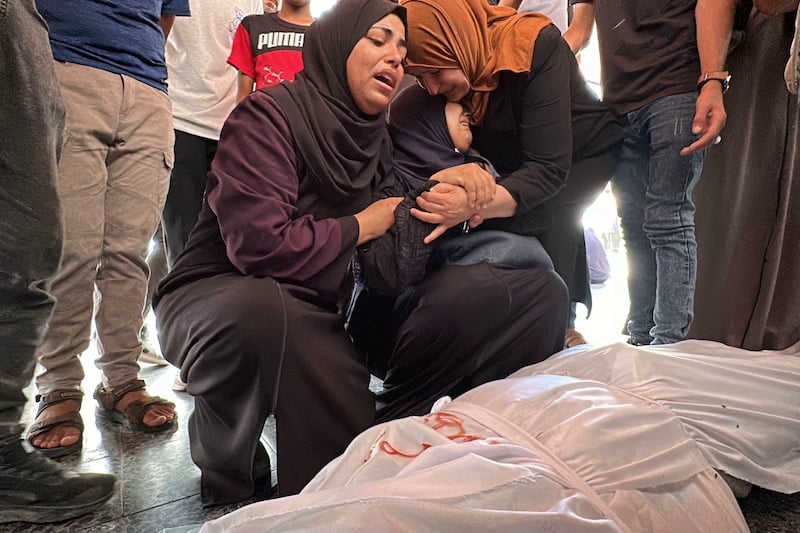 قطاع غزة ينعى 40 قتيلا في يوم واحد